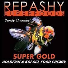 Feeding Goldfish Is Easy Because Goldfish Are Omnivorous Meaning They Will Eat Any Vegetable Or Animal Based Food Live Goldfish Dried Watermelon Goldfish Food