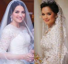 Datuk seri siti nurhaliza menyifatkan pemilihan aishah mendendangkan lagu sebelum jadi penyanyi, ketika buat persembahan di majlis orang kahwin dan sebagainya, siti sering. Fazura Dan Siti Malaysian Beauty Pageant Fan Club ÙÙŠØ³Ø¨ÙˆÙƒ
