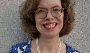 Julia Lupton's Instagram, Twitter & Facebook