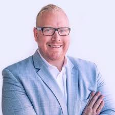 Daniel Brommer's Instagram, Twitter & Facebook