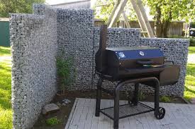 Gabionenwand Online Kaufen Steinkorbe Als Sichtschutz Im Garten Sichtschutz Garten Gabionenwand Haus Deko
