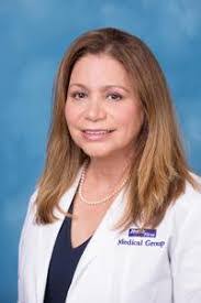 Elizabeth Borrero's Instagram, Twitter & Facebook