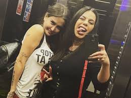 Filtran fotos prohibidas de Lizbeth Rodríguez y Celia Lora