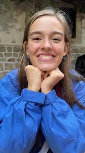 Looking for fun new hiking buddies or groups in California! I am living in  Santa Rosa and am hoping to connect with others for weekend day hikes or  adventures! Seattle-Native, World Traveling,