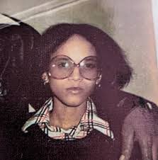 Candice Clemmons's Instagram, Twitter & Facebook