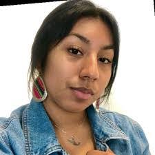 Saphire Ruiz's Instagram, Twitter & Facebook