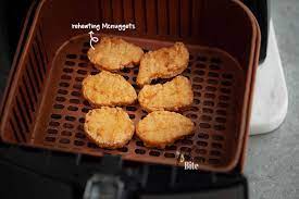 Reheat chicken nuggets for just ten minutes, and you will get tasty foodstuff, all warm and tender. Can You Reheat Mcdonald S Foods Reheating Fast Food Without Drying Out The Fork Bite