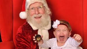 Kids Scared Of Santa 15 Photos Of Hilarious Ho Ho Horror Scary Funny Santa Claus Photos Santa Pictures