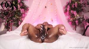 Rhonda Oiled - EPORNER