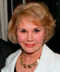 Kim Howe's Instagram, Twitter & Facebook