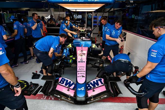 Franco Colapinto completó la única práctica del Gran Premio de Singapur -  LA NACION