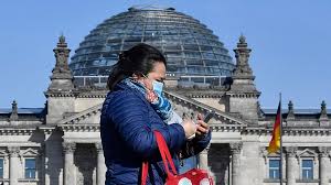 Lockdown light nennt sich der zustand, in dem sich das leben in deutschland derzeit abspielt. Coronavirus Germany Slowly Eases Lockdown Measures Bbc News