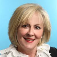 Donna Mcbee's Instagram, Twitter & Facebook