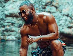 Cassper nyovest has recieved over 25 awards and is considered as one of the best and most creative south african artists to ever grace the music industry. Namanje Cassper Nyovest I D Rather Take A Cheque Over A Sama