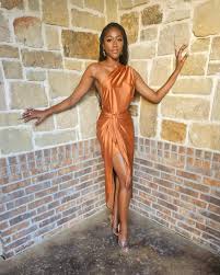 Support means everything. Founder of the @dsfamilynetwork Mr. Glen Niles  shares a beautiful moment with Mrs. Sharon Rowley, wife of the Prime  Minister of the Republic of Trinidad and Tobago. Cheers to