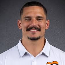 Coach Peyton Derrick (@PeytonDerrick)