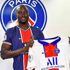 We would like to show you a description here but the site won't allow us. Psg Anuncia A Contratacao Do Volante Portugues Danilo Ex Porto Futebol Internacional Ge