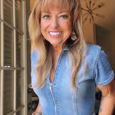 How to embarrass your kids in 3 easy steps. 1. Play an 80's song that  they'll think is the cringiest thing they've ever heard. 2. Record them  while they are being forced