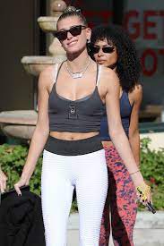 Dakota johnson leaving a yoga studio in west hollywood celebzz. Hailey Bieber Leaving Yoga Class In West Hollywood 11 30 2018 Celebmafia