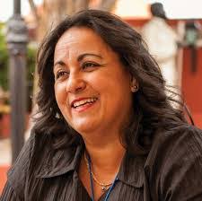 Jeanette Bonet's Instagram, Twitter & Facebook