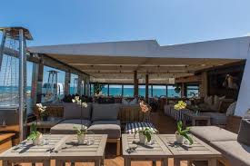 Mastros Ocean Club A Suave Seaside Eatery In Malibu