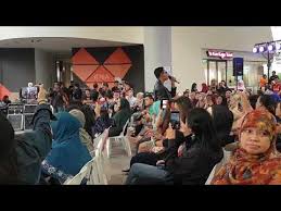 ★ lagump3downloads.net on lagump3downloads.net we do not stay all the mp3 files as they are in different websites from which we collect links in mp3 format, so that we do not violate any copyright. Usop Aku Yang Bersalah Live Band Rock Concert Kampung Admiralty 30 March 2019 By Siti