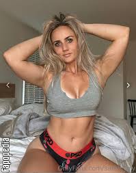 Sarah Hryniewiczs OnlyFans: A Deep Dive - LeakLab