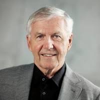 100+ perfiles de «Moir»