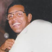 Sérgio Pimenta Sérgio Pimenta, nascido Sérgio Paulo Muniz Pimenta (Rio de  Janeiro, 8 de novembro de 1954