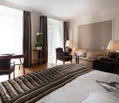 I went toward the office and their were people that just seemed to be hanging out, which was a little. Victoria Jungfrau Hotel Interlaken Ihr Zuhause In Behaglichem Luxus