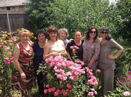 Adriana trandafir are doi copii de care este mândră. Interviu Online Cu ActriÅ£a Adriana Trandafir Am Rupt Un Buchet De Crizanteme Si Am Plecat FÄƒrÄƒ SÄƒ Stiu CÄƒtre Marea Mea Intalnire
