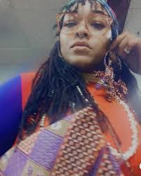 Shenae Thomas's Instagram, Twitter & Facebook