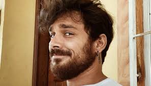 Non è alla sua prima esperienza televisiva: Isola Andrea Cerioli Nuovo Naufrago Perche E Famoso Dilei