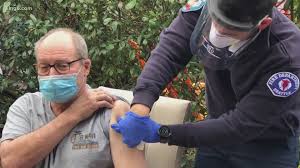 Individuals will need to confirm they are eligible to get vaccinated in the current phase. Washington Covid 19 Hotline Helps Seniors Book Vaccine Appointments King5 Com