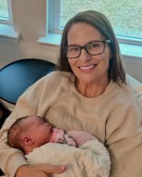 Welcome to the world, baby Jester!! Last week, we got the call that Thea  was coming a full 3 weeks early! Honey jumped