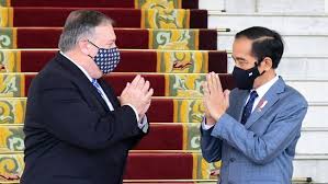 Taman nasional sebagai tempat wisata kerusakan hutan yang parah di sekitar gunung berapi b. Menlu As Pompeo Bertemu Jokowi Apa Saja Kesepakatannya