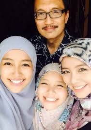 Antara drama terkenal lakonan beliau ialah eksperimen cinta (2015), cinta si wedding planner (2016). 23 Gambar Adik Beradik Mira Filzah Berita Memey