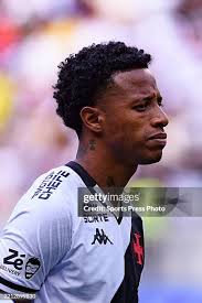 Danilo Neves's Instagram, Twitter & Facebook