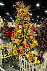 Festival Of Trees Sunflower Tree Sunflower Tree Green Christmas Tree Decorations Thanksgiving Tree