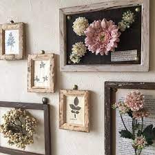 セリアのフレームとフェイクフラワーでアンティーク風なフレームディスプレイ フォトフレーム diy フラワーアレンジ クリスマス ルーム