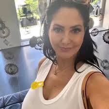 Just picked up this little guy! We thought yellow lab but vet said “red fox  lab”. Is there a difference? Either way he is ADORABLE!