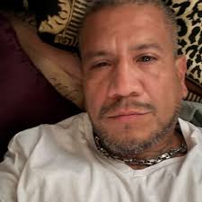 Yes you can contact, I'm from India ♥️