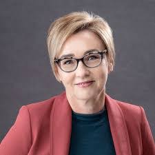 Jodie Harrison's Instagram, Twitter & Facebook