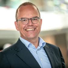 Zurich Insurance launches the Blockchain Insurance Industry Initiative B3i,  with Aegon, Allianz, Munich Re and Swiss Re.