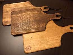 ダイソーのハンドルウッドカッティングボードを自分好みにリメイクしてみました 木のまな板 暮らしのレシピ カフェ インテリア