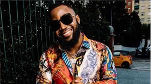 The rapper and his girlfriend thobeka majozi have welcomed their baby boy. Cassper Nyovest On Fatherhood Blues My Son Will Not Sleep Until You Sing For Him