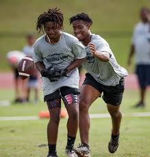 Former FSU and Dallas Cowboys football player Pat Watkins hosts youth  football camp