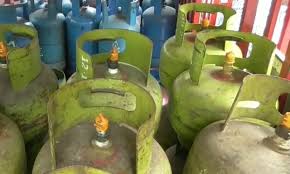 Uk lpg gas propan auffüllen satz zu füllung flasche zylinder + 2m rohr fern,weiß. Pt Pertamina Tambah Pasokan 700 Tabung Gas Lpg 3 Kg