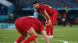 Die türkische nationalmannschaft enttäuschte allerdings vor allem in letzter zeit die erwartungen der größte erfolg der türkei bei einer fußball weltmeisterschaft war der dritte platz bei der wm 2002. Nzd5y2s9li49wm