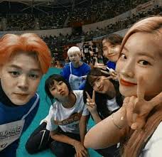 Txt, blackpink, seventeen, and twice claim top spots on billboard. Bangtwice Photobook Kpop Couples Bts Twice Foto Bts